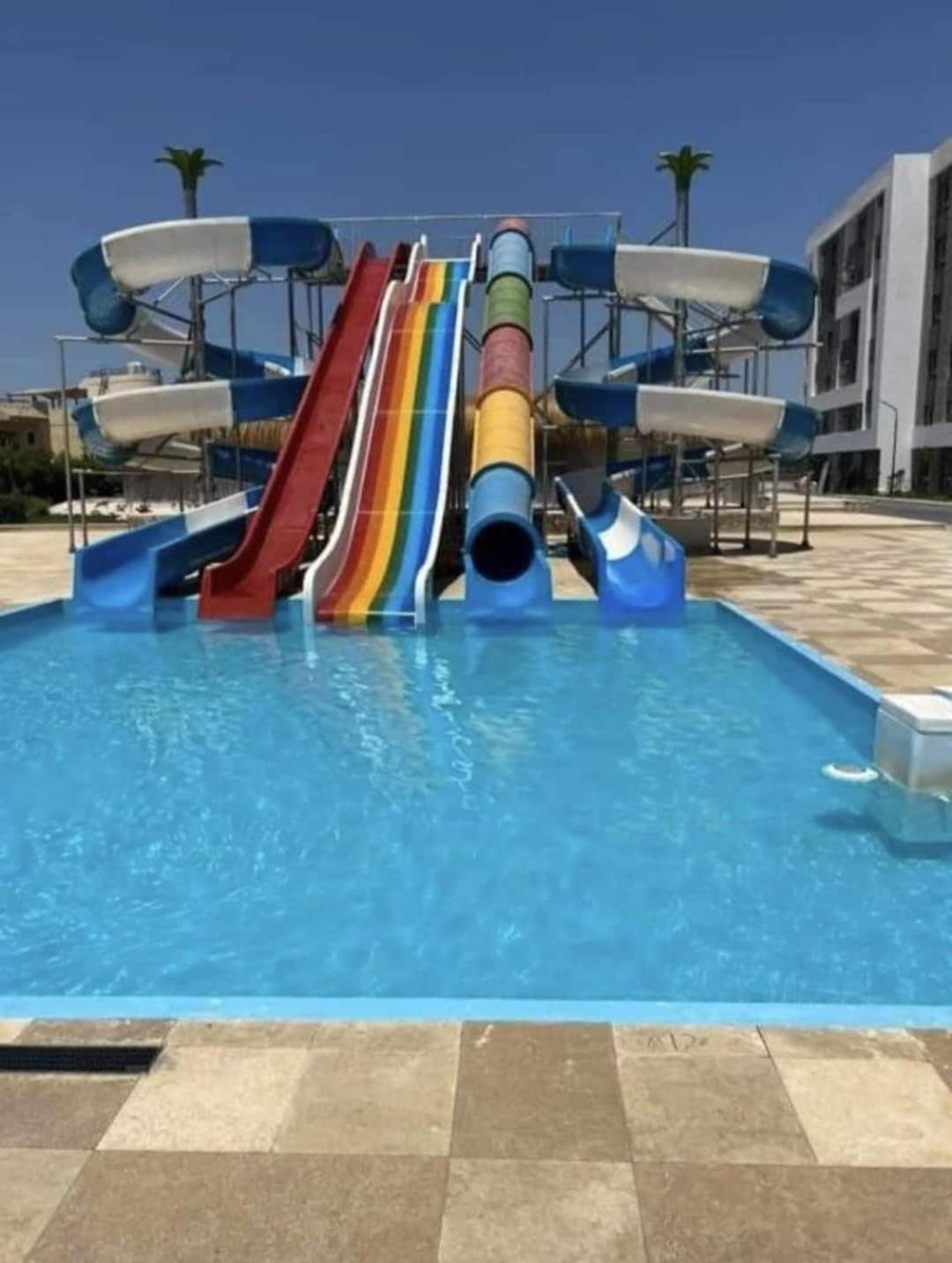 Apartment Brand New 3-bedroom *